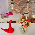 Maison Small Luxury