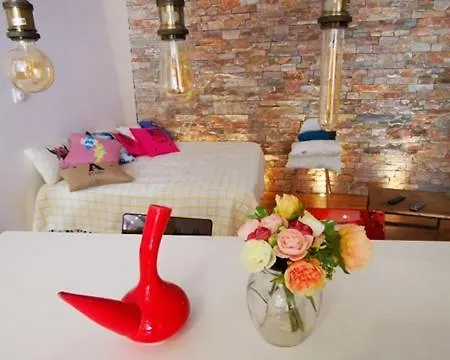 Maison Small Luxury
