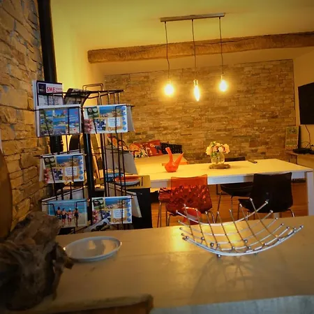 Maison Small Luxury Nyaraló